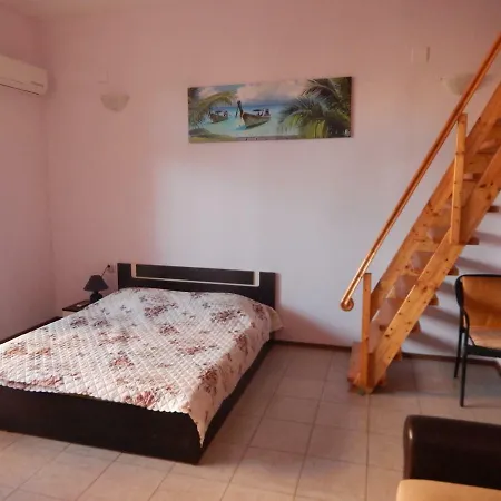 Apartament Dunav Str. Rawda