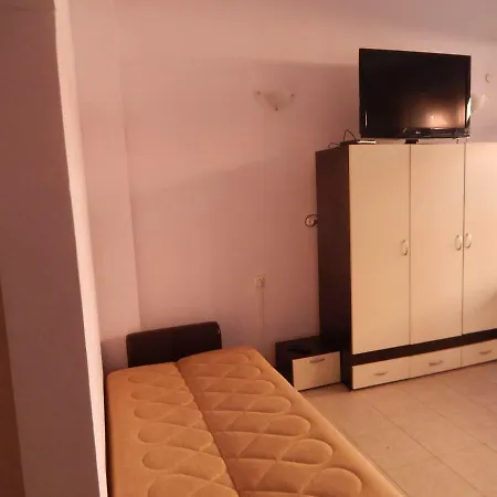 Dunav Str. Apartman Ravda